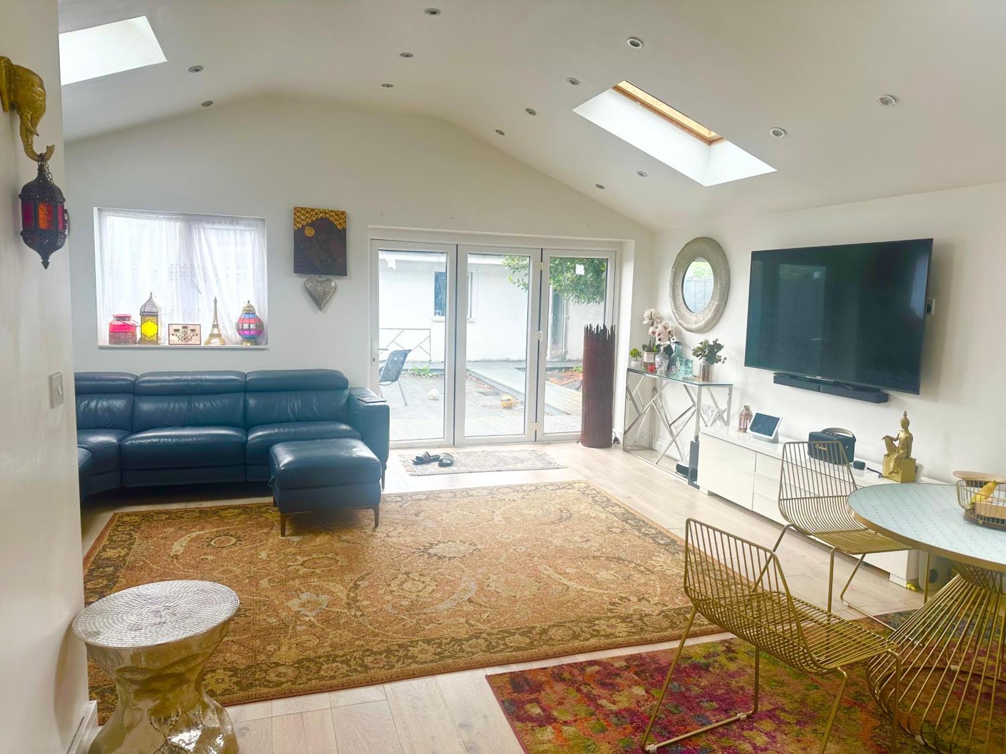 Beautiful Home In London With Easy Access To Central London Σάτον Εξωτερικό φωτογραφία